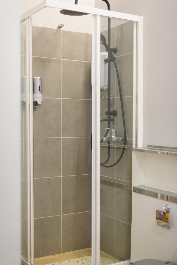 Patras' Hitech Apartment Экстерьер фото