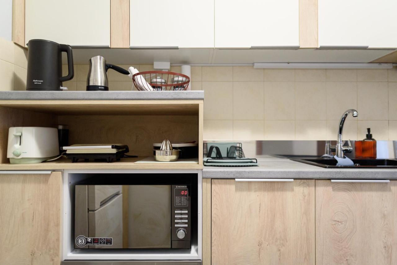 Patras' Hitech Apartment Экстерьер фото